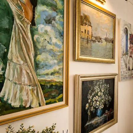 Ultracentral Vintage 3br * Bucureşti